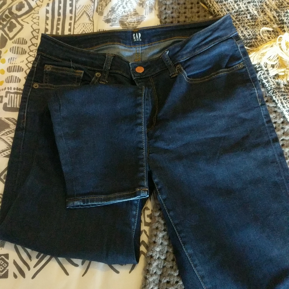 Dark wash GAP curvy true skinny size 30 regular